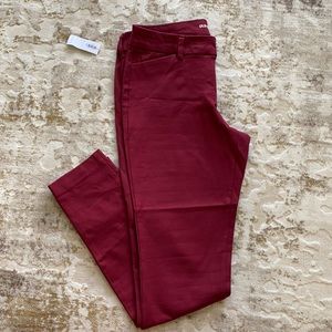 NWT Old Navy Pixie Mid Rise Pants